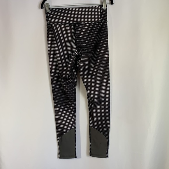 Adidas Black & White Polkadot Compression Athletic Leggings - Picture 4 of 7